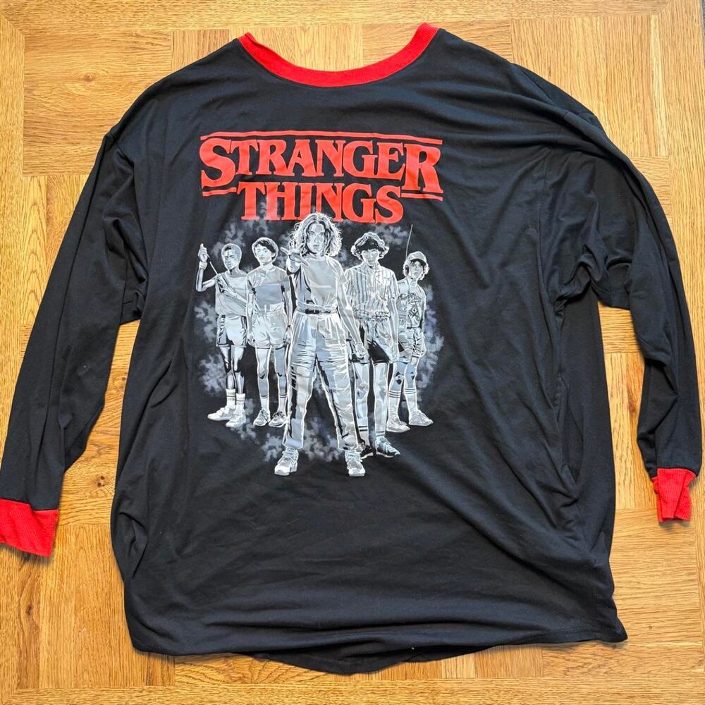 Stranger Things Netflix Black Red Long Sleeve Tunic Shirt L 12-14 Pockets